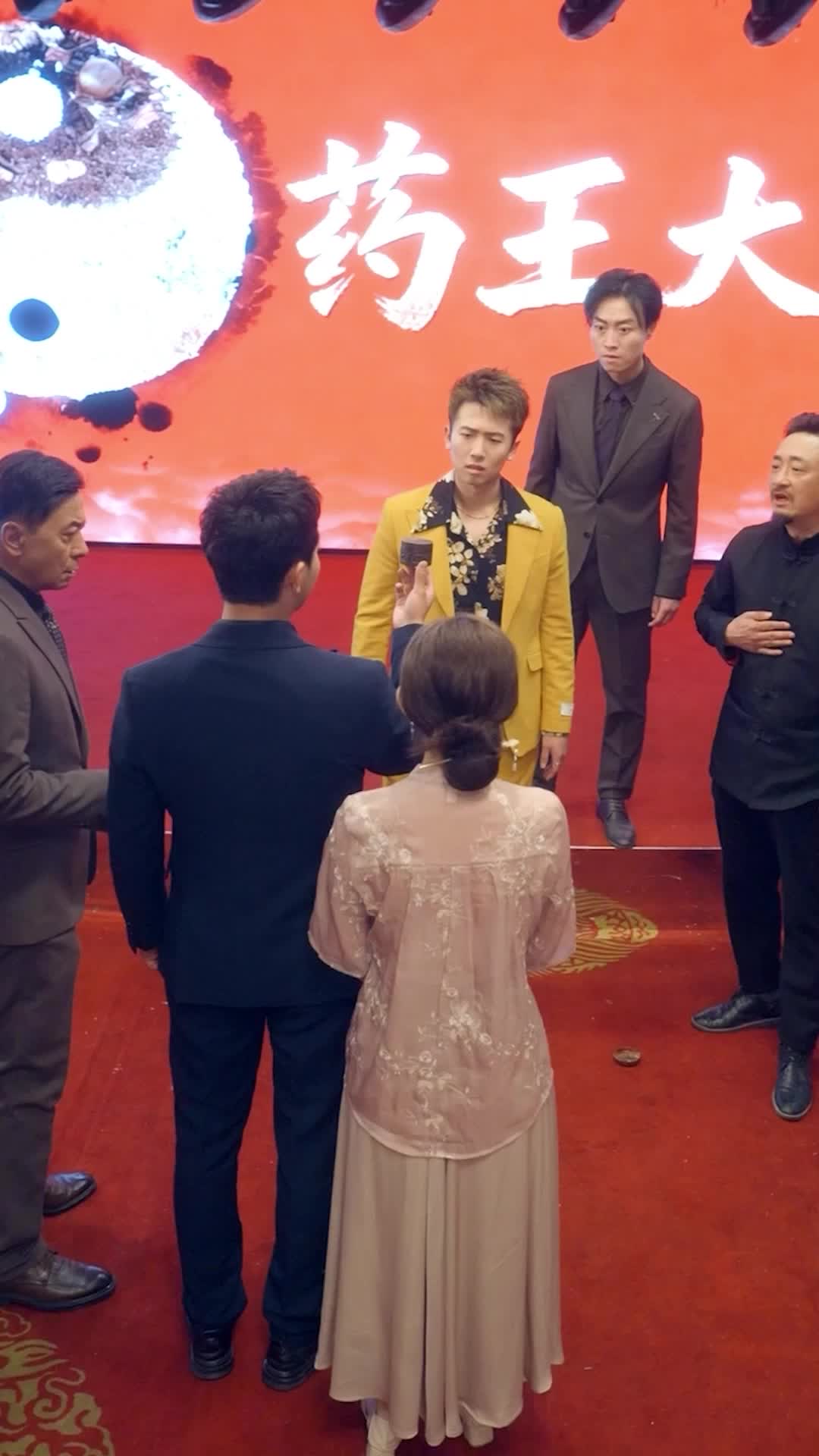 Episode 13 - The Ultimate Throne